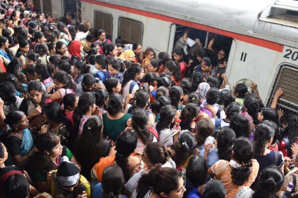 Four Dead, Several Injured in Unprecedented Mumbai Local Train Mishap